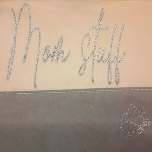 "Mom Stuff" cosmetics bag